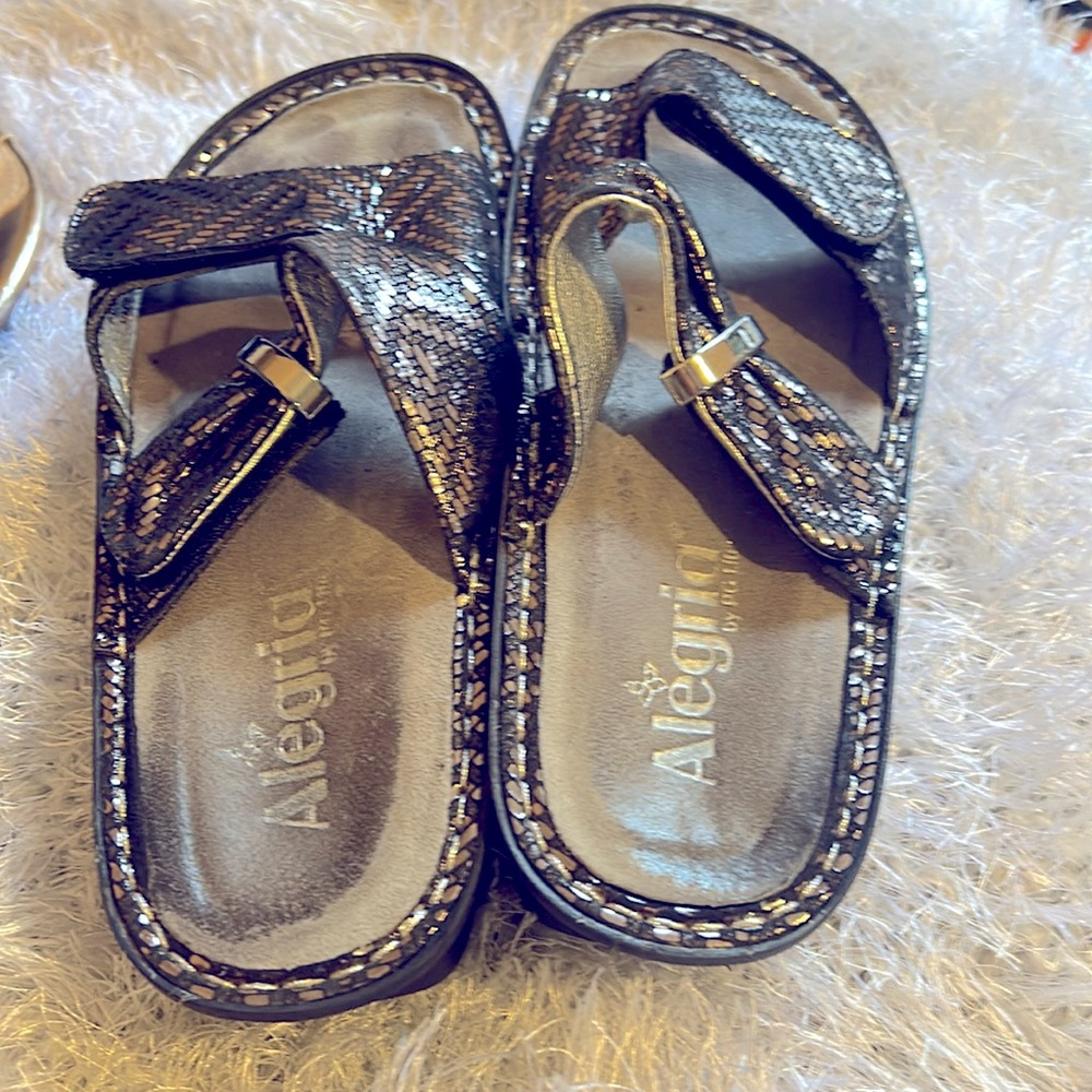Alegria Black Woven Sandals - Picture 2 of 4